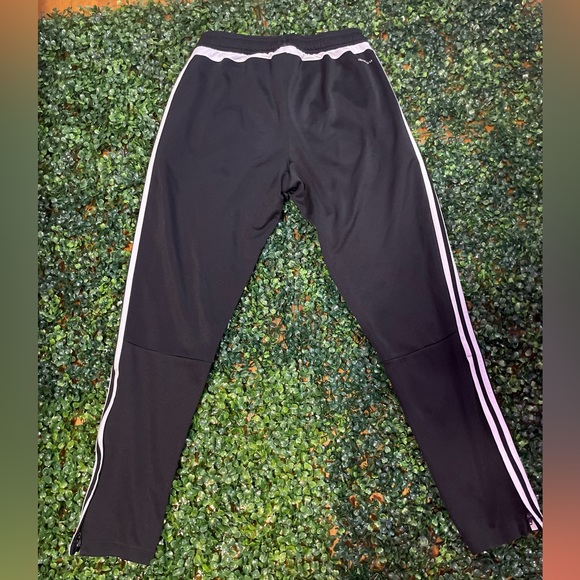 Adidas pants men’s size Medium - Picture 2 of 2
